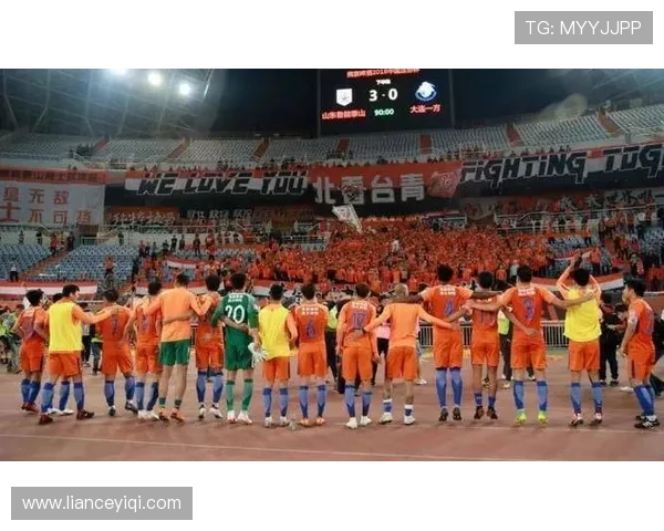 中超联赛冬窗开启多队引援升级国脚回归引发新赛季期待球迷关注走向